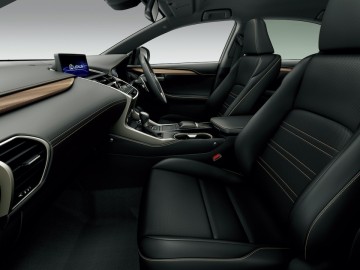 Lexus NX w nowych wersjach
